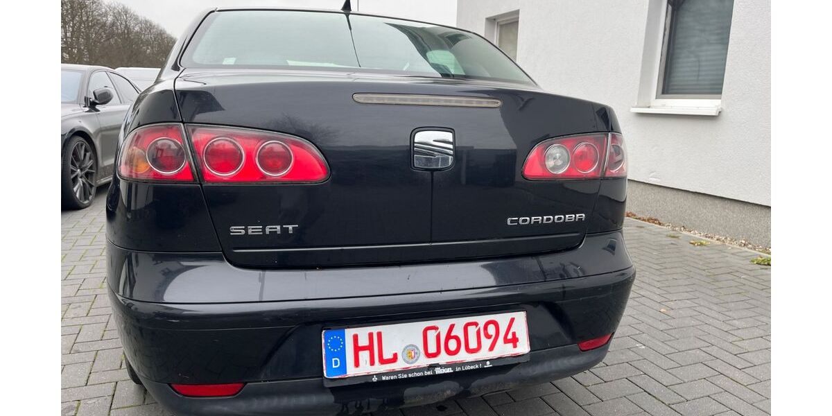 Seat Cordoba 120.000 km 2.300 &euro; Lübeck 23560