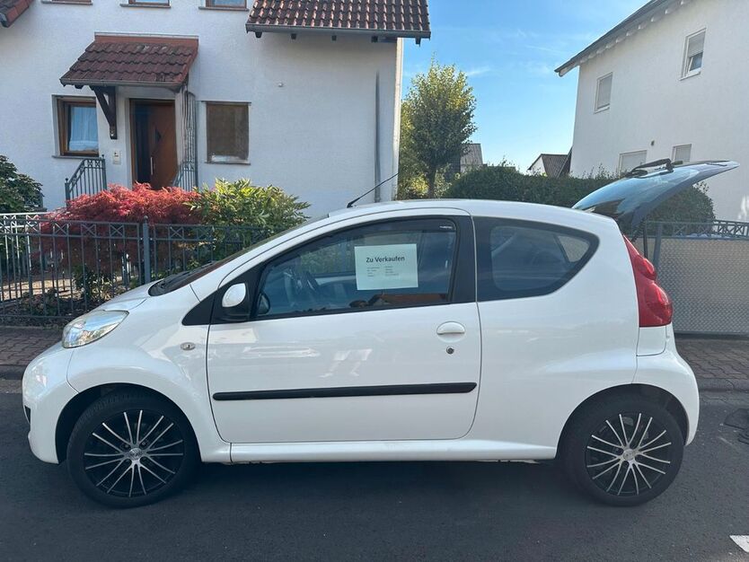 Peugeot 107 109.050 km 2.700 € Bruchköbel 63486