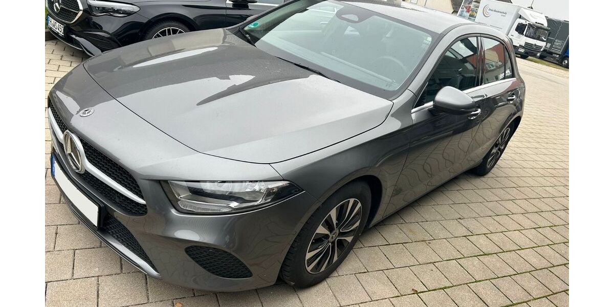Mercedes-Benz A 180 3.800 km 31.200 &euro; Greding 91171