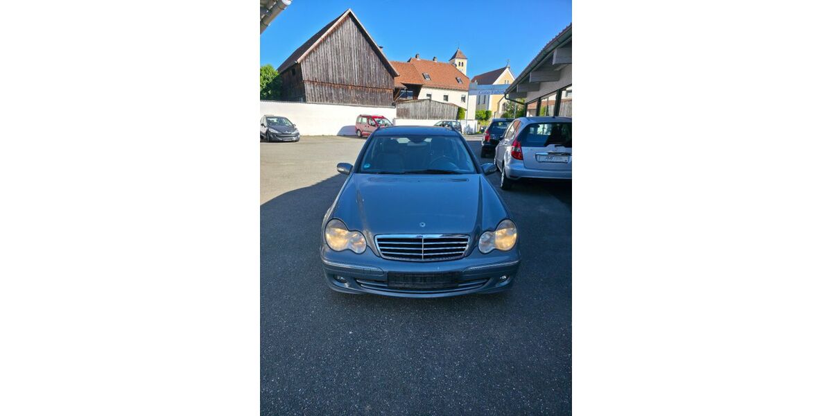 Mercedes-Benz C 220 266.674 km 1.950 &euro; Pfreimd 92536
