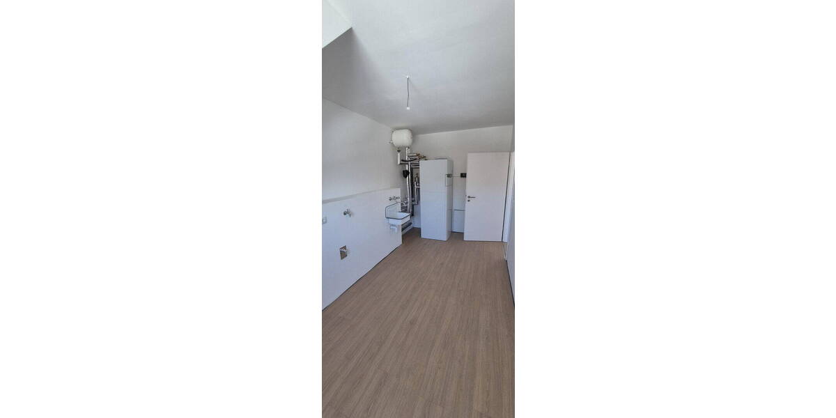 Reihenmittelhaus Fuldatal Ihringshausen - 4 Zimmer, 140 m&sup2;, 1.690&euro; | Angebot:26089762