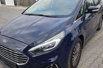 Ford S-Max 178.000 km 11.990 € Gelsenkirchen 45884