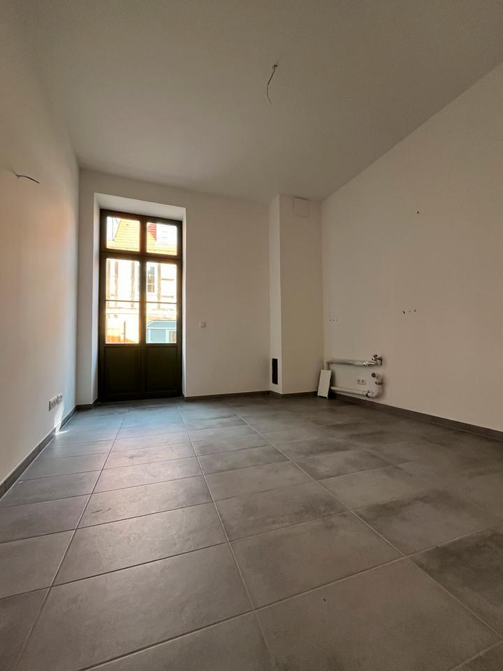 Historisches Flair trifft modernen Komfort: 3-Zimmer-Wohnung im Prinzenpalais zimmer