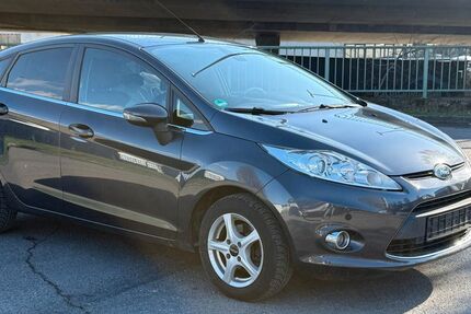Ford Fiesta 124.200 km 4.990 &euro; Reutlingen 72760