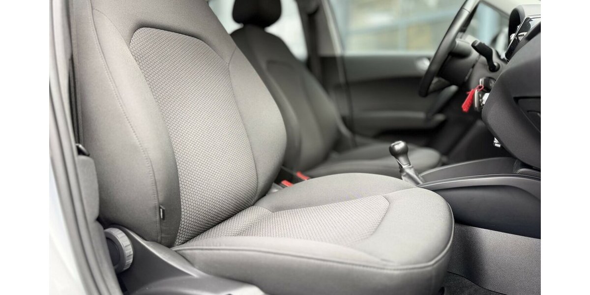 Audi A1 / S-Line / Navi / Xenon / Nur 77 Tkm. 77.000 km 12.900 &euro; Mönchengladbach 41066