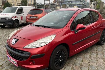 Peugeot 207 168.000 km 1.699 &euro; Riesa 01587