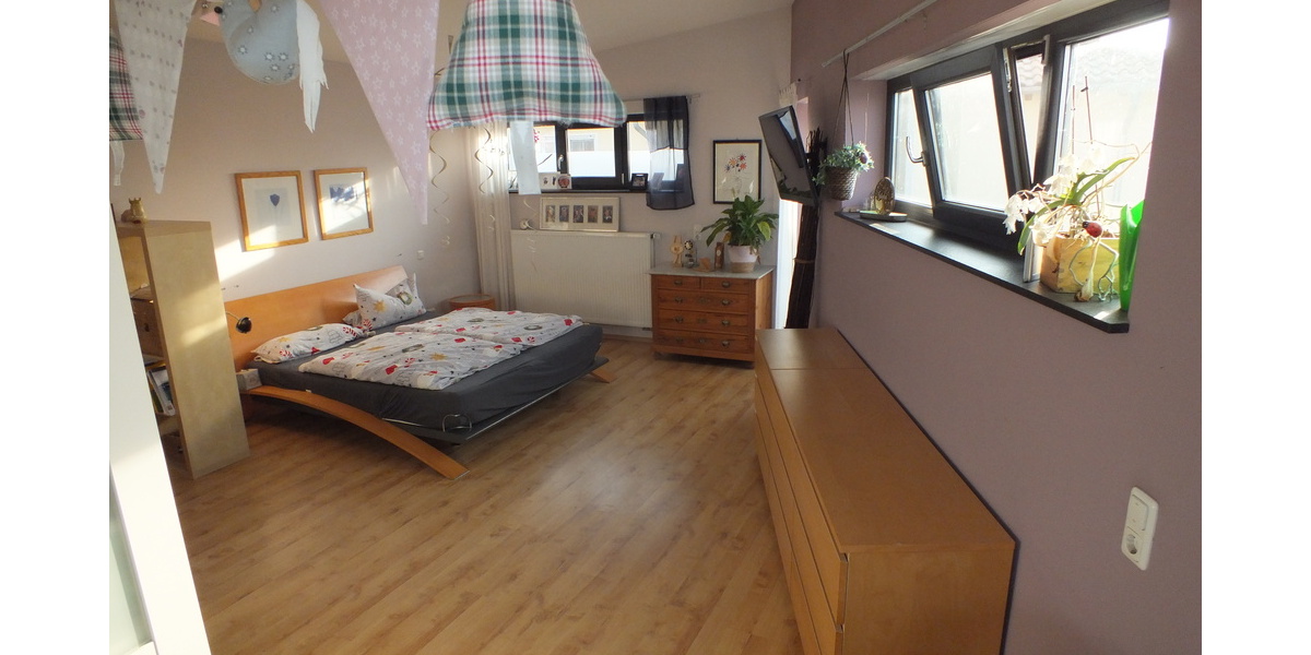 Architektenhaus in Feldrandlage mit ca. 350m² Wohnfl. und ca. 802m² Grundst.! - Einfamilienhaus Büttelborn | Angebot:26644562