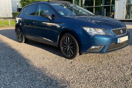 Seat Leon 77.390 km 9.200 &euro; Fellbach 70734