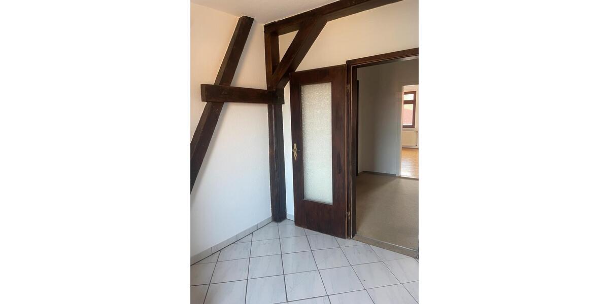 Dachgeschoßwohnung Halle (Saale) Frohe Zukunft - 2 Zimmer, 60 m&sup2;, 510&euro; | Angebot:26698376