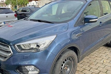 Ford Kuga 72.000 km 12.500 &euro; Wittibreut 84384