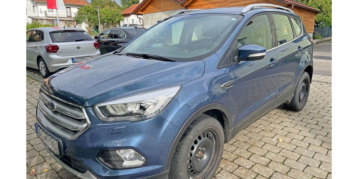 Ford Kuga 72.000 km 12.900 &euro; Wittibreut 84384