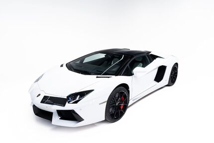 Lamborghini Aventador 31.245 km 309.000 € Kerpen 50171
