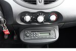Renault Twingo Authentique §10/27 R/CD ZV-FB ABS 132.700 km 2.300 &euro; Neumarkt/OPf 92318