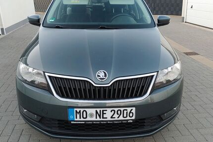 Skoda Rapid 103.000 km 8.900 &euro; Moers 47447