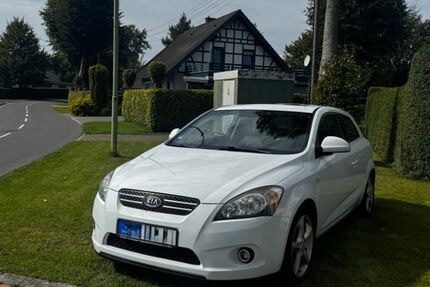 Kia pro ceed / ProCeed 232.307 km 1.550 € Monschau 52156