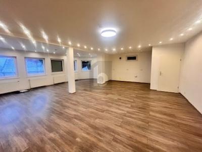 ATTRAKTIVES WOHNEN IN STADTNÄHE 3 zimmer