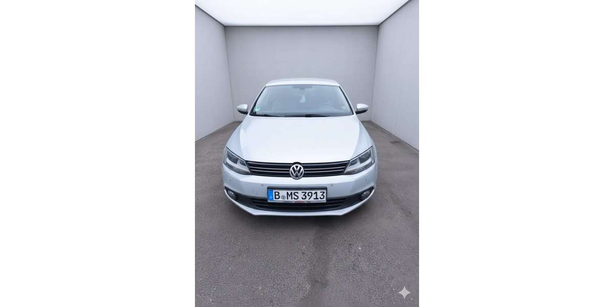 VW Jetta 140.000 km 5.299 &euro; Berlin 12249