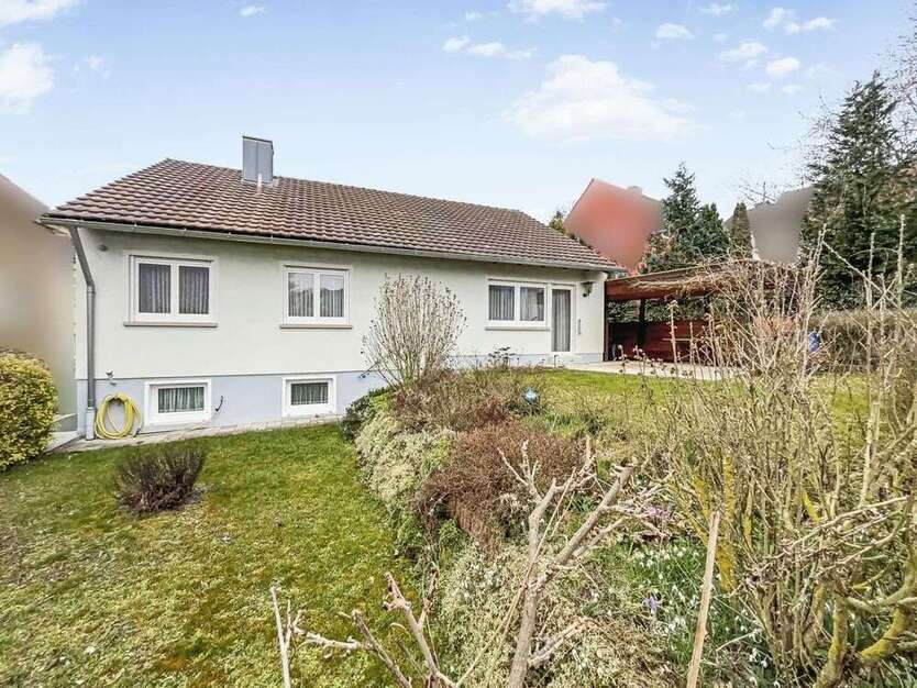 Haus zum Kaufen in Kitzingen 349.750 € 114.76 m²