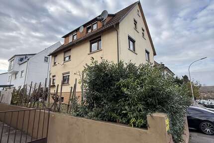 Haus zum Kaufen in Lauffen am Neckar 439.000 € 193 m² 7.5 zimmer