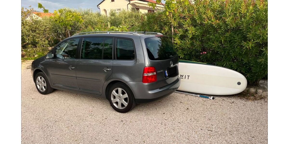 VW Touran 170.500 km 2.990 &euro; München 81673