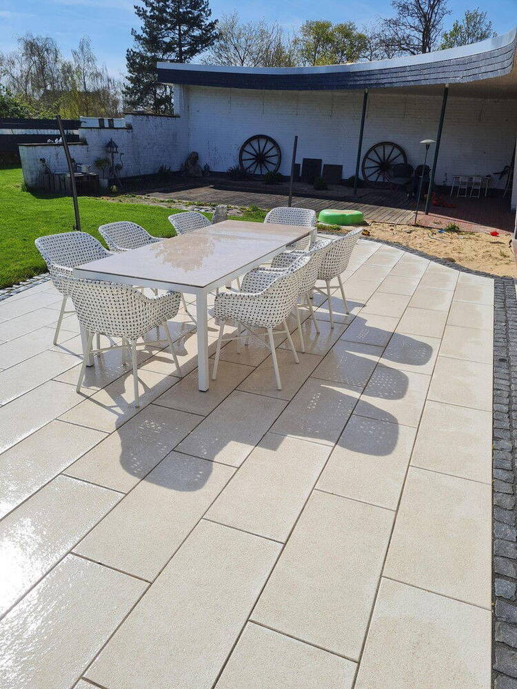 Provisionsfrei! Modernisierter Flachdachbungalow mit großem Garten in Erftstadt-Friesheim