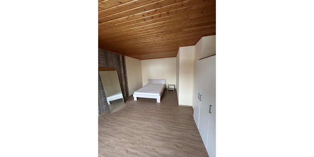 Einfamilienhaus Weimar (Lahn) - 4.5 Zimmer, 127 m&sup2;, 1.200&euro; | Angebot:26136503