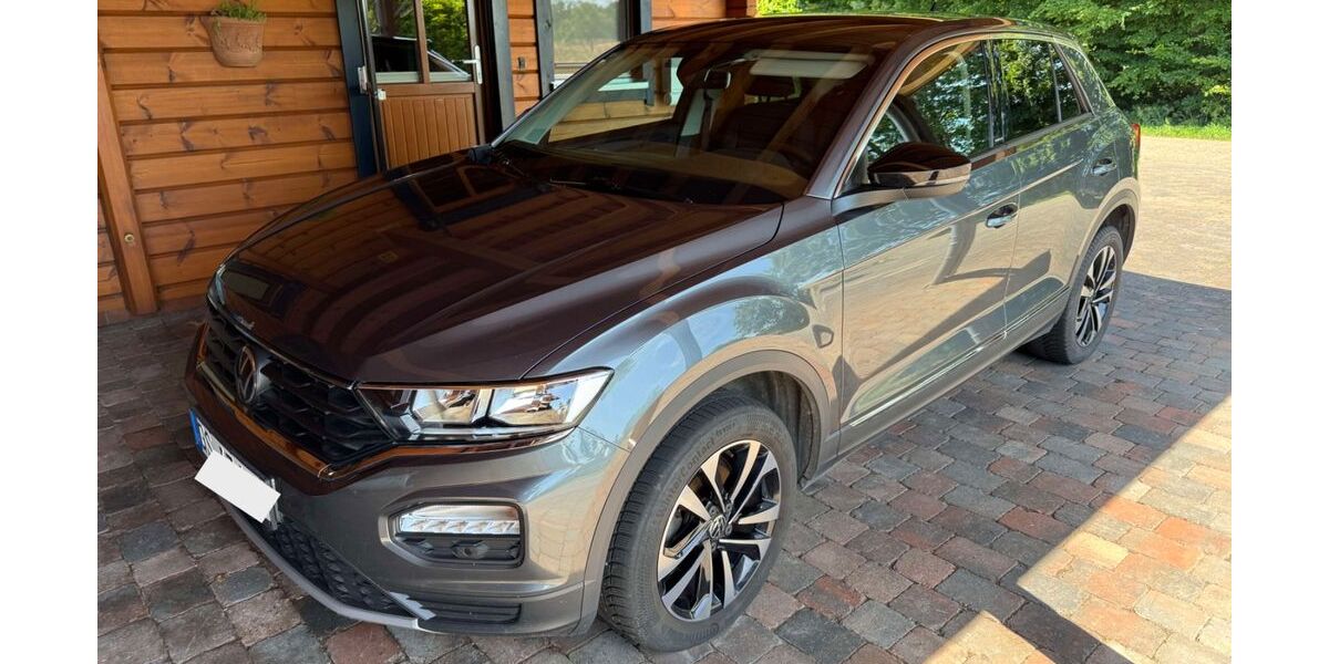 VW T-Roc 33.839 km 17.900 &euro; Westoverledingen 26810