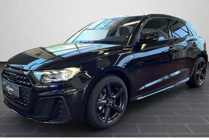 Audi A1 2.500 km 34.130 &euro; Aschaffenburg 63741