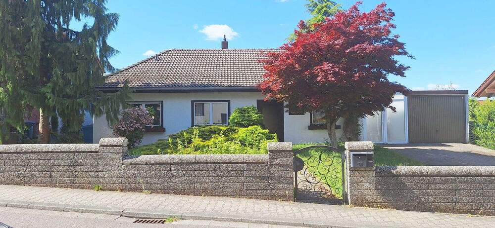 Bungalow mit Garten und Garage in ruhiger Lage zur Miete! 4 zimmer