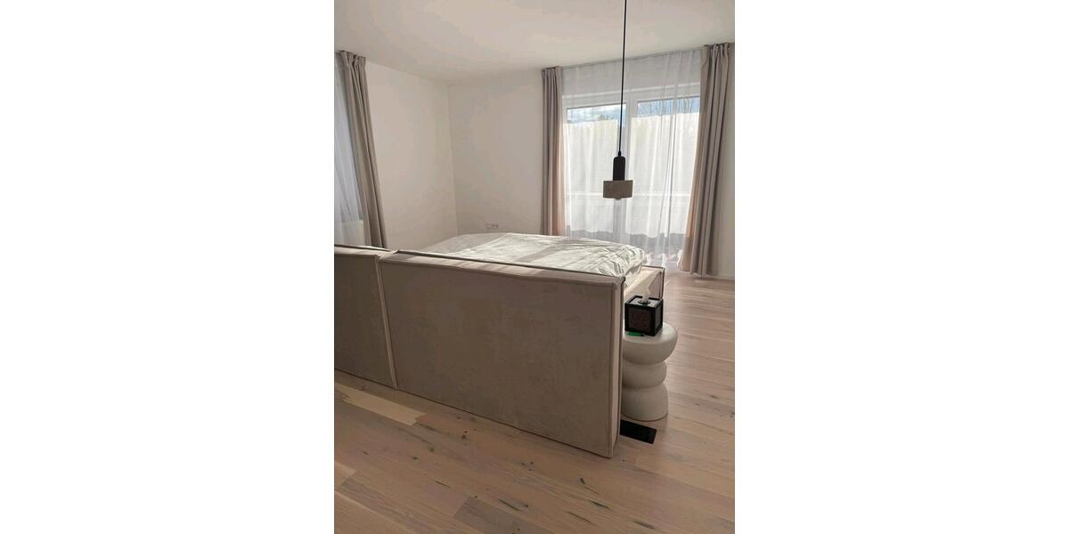Mehrfamilienhaus, Wohnhaus Wettstetten - 6 Zimmer, 156 m&sup2;, 749.999&euro; | Angebot:26950357