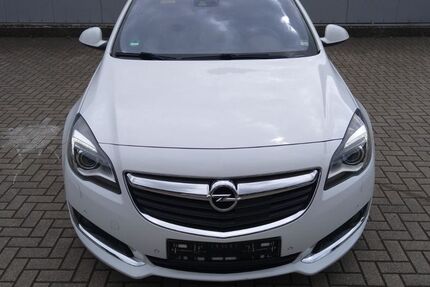 Opel Insignia 182.000 km 9.900 &euro; Essen 45138