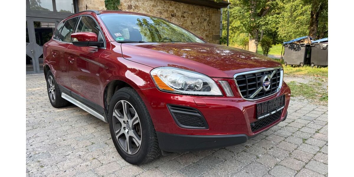 Volvo XC60 157.000 km 7.999 &euro; Tübingen 72074
