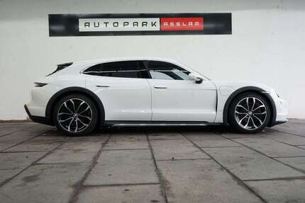 Porsche Taycan 30.000 km 83.880 € Asslar 35614