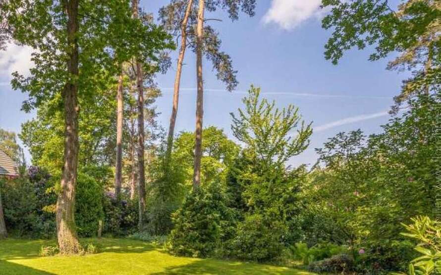Haus zum Kaufen in Hamburg 980.000 € 200 m²