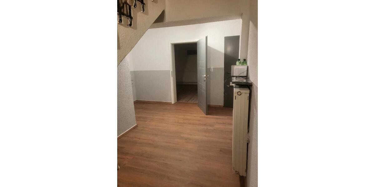 Erdgeschoßwohnung Neuhütten - 3 Zimmer, 93 m&sup2;, 700&euro; | Angebot:26374355