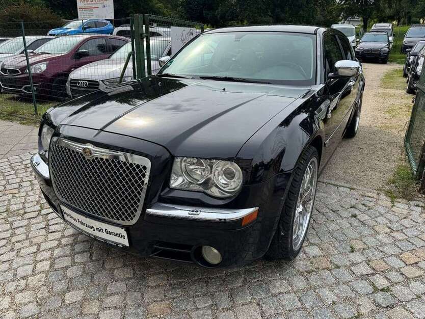 Chrysler 300C 130.000 km 11.999 € Goerlitz 02826