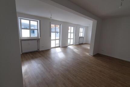 Zentrale Etagenwohnung mit viel Platz zimmer