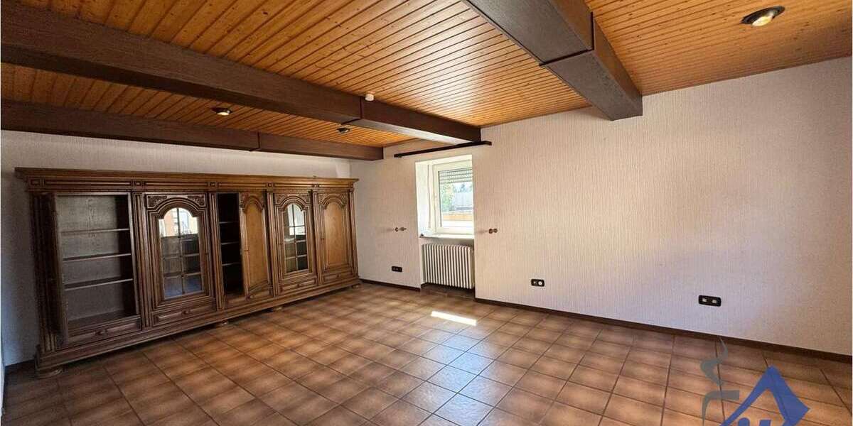 Einfamilienhaus Ramstein-Miesenbach Miesenbach - 8 Zimmer, 210 m&sup2;, 2.200&euro; | Angebot:27090631