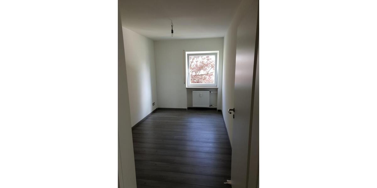 Etagenwohnung Feucht - 3 Zimmer, 79 m&sup2;, 289.000&euro; | Angebot:26147314