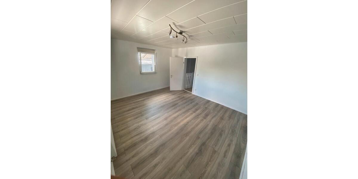 Einfamilienhaus Mendig - 3 Zimmer, 80 m&sup2;, 650&euro; | Angebot:25027364