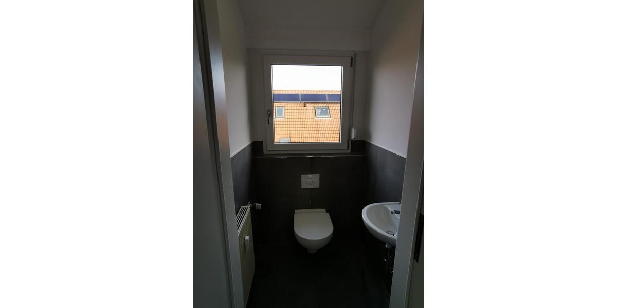 Dachgeschoßwohnung Nürnberg Eibach - 3.5 Zimmer, 79 m&sup2;, 980&euro; | Angebot:25509720