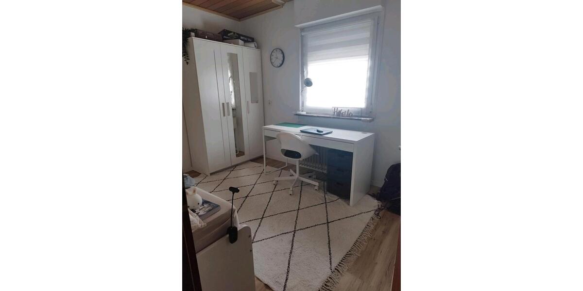 Einfamilienhaus Bad Hersfeld - 6 Zimmer, 147 m&sup2;, 1.090&euro; | Angebot:26183186