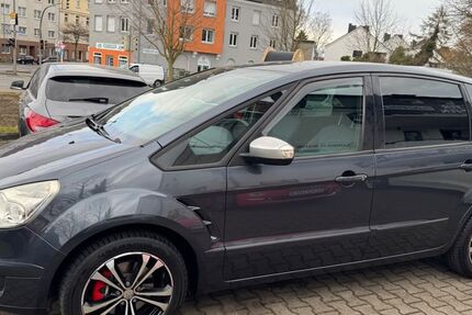 Ford S-Max 70.000 km 6.999 € Dortmund 44265