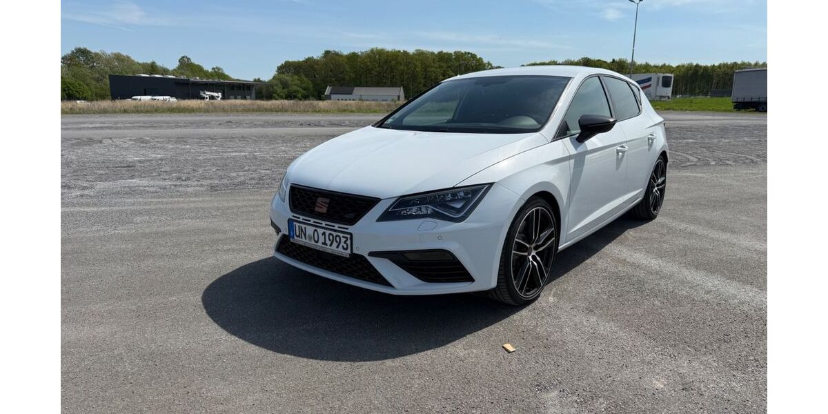 Seat Leon 57.000 km 24.750 &euro; Fröndenberg 58730
