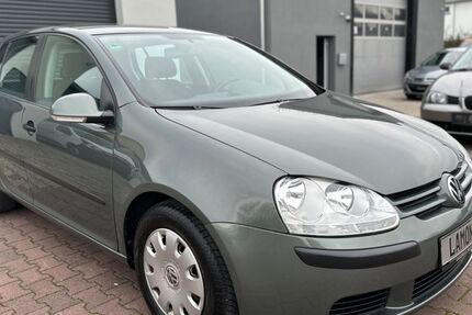 VW Golf 126.000 km 4.990 &euro; Ellhofen 74248