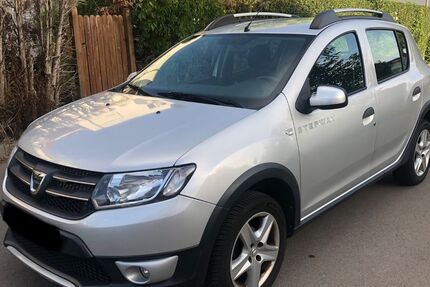 Dacia Sandero 116.000 km 5.000 &euro; Stuttgart 70499