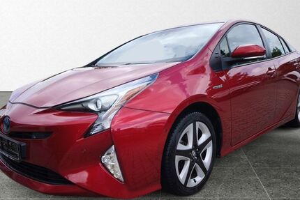 Toyota Prius 111.000 km 15.490 &euro; Winsen 21423