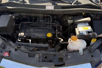 Opel Corsa 213.641 km 2.250 &euro; Baunatal 34225