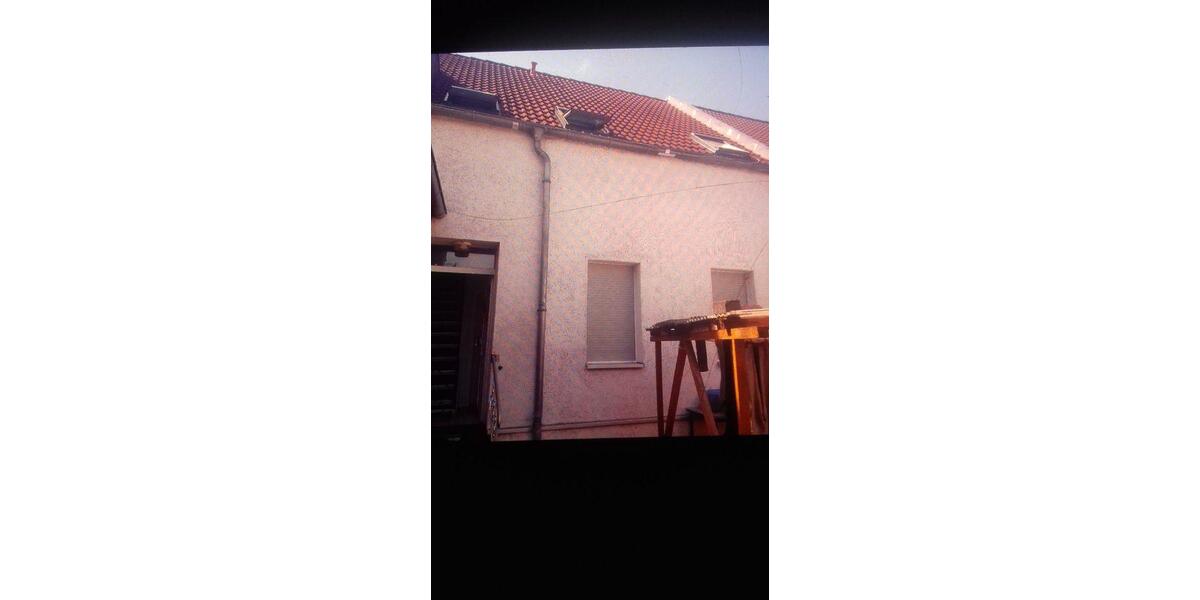 Dachgeschoßwohnung Schönebeck (Elbe) - 1 Zimmer, 38 m&sup2;, 270&euro; | Angebot:26426160