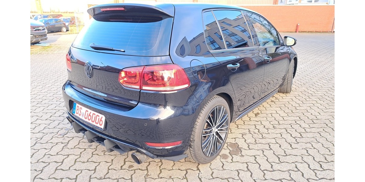 VW Golf VI GTI, Kette neu, 2Hand, alles eingetragen 200.000 km 7.994 &euro; Braunschweig 38106